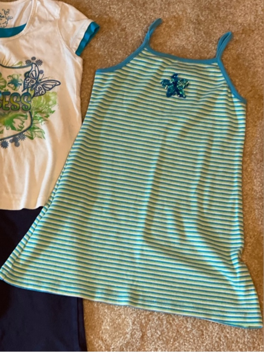 Girls dress size 5 / 6